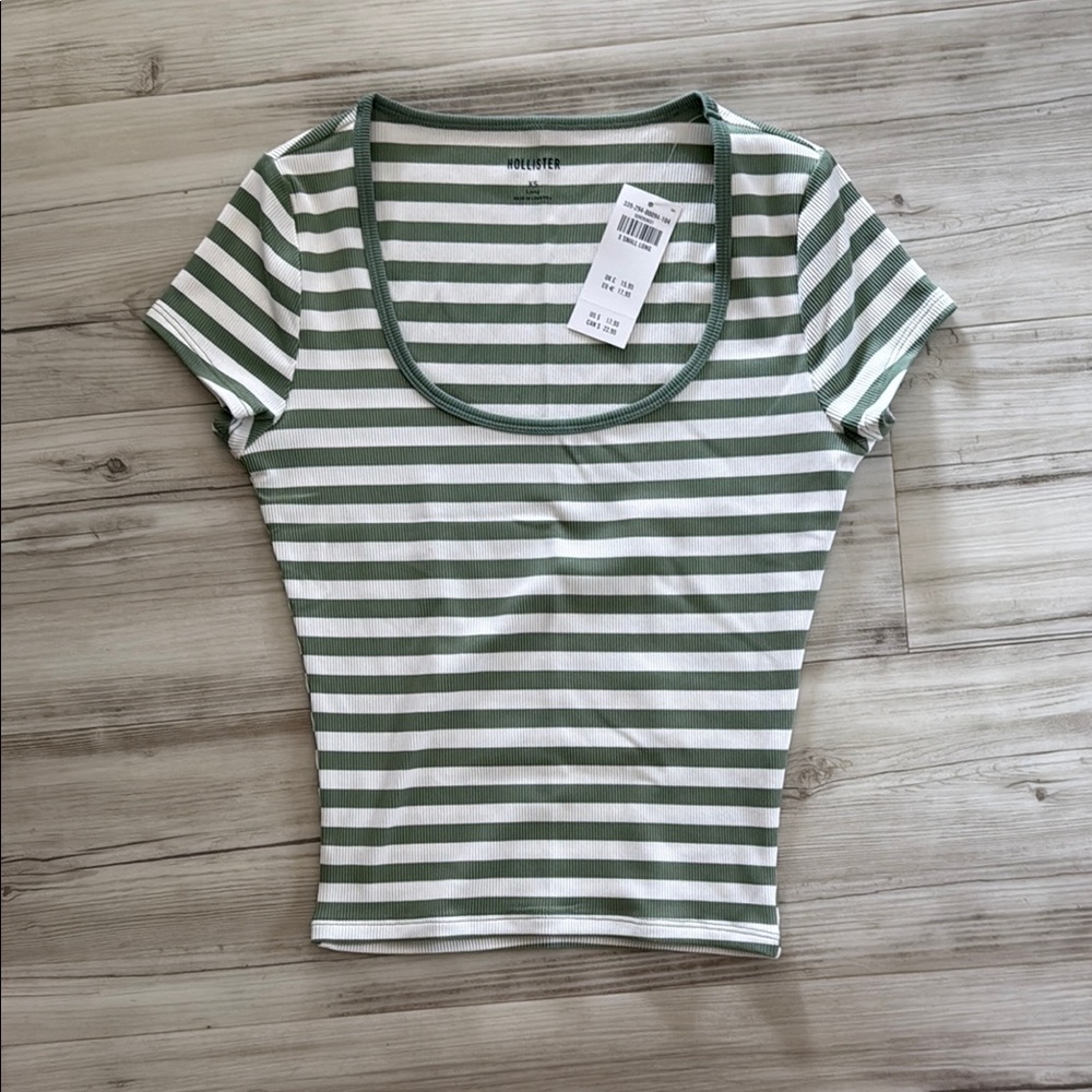 Hollister Fitted Green and White Striped T-Shirt